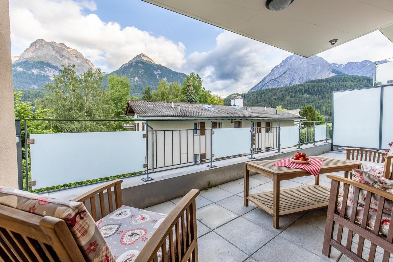 Ferienwohnung La Stüvetta Scuol Exterior foto